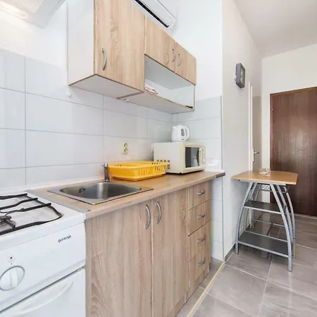 Apartment Studio Brist 6867c
